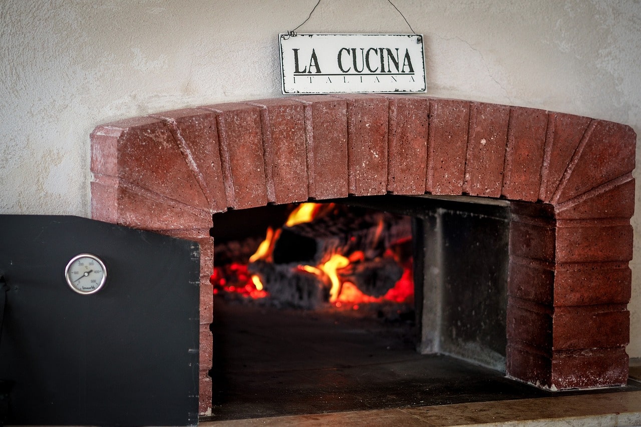 High-Quality Pizza Ovens and Grills Available in Agoura Hills, CA Premium Pizza Ovens and Grills in Agoura Hills, California